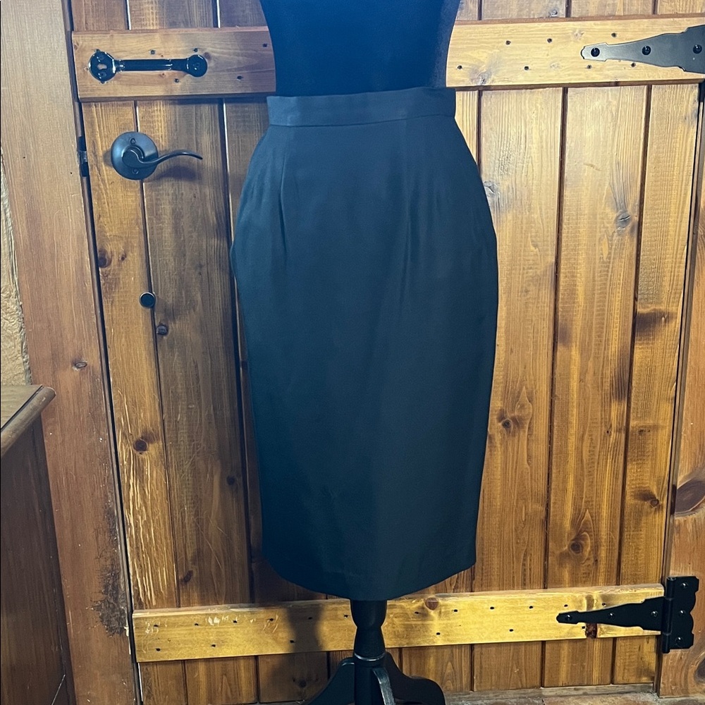 Anne Klein II size 6 black high waisted tailored pencil skirt Vintage